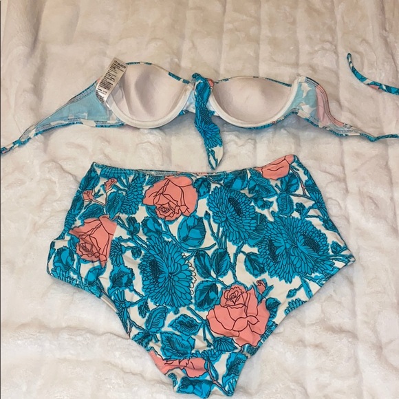 Bikini set - Picture 6 of 6